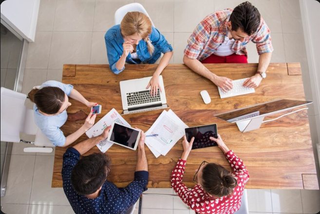 Formá parte de una comunidad de emprendedores. Formá parte de una comunidad de emprendedores.